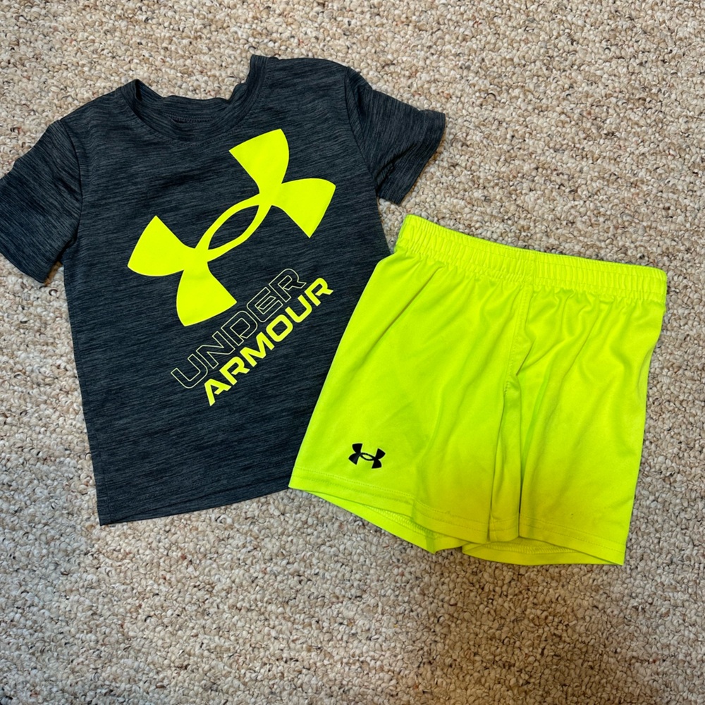 Under Armor Toddler Shorts Set